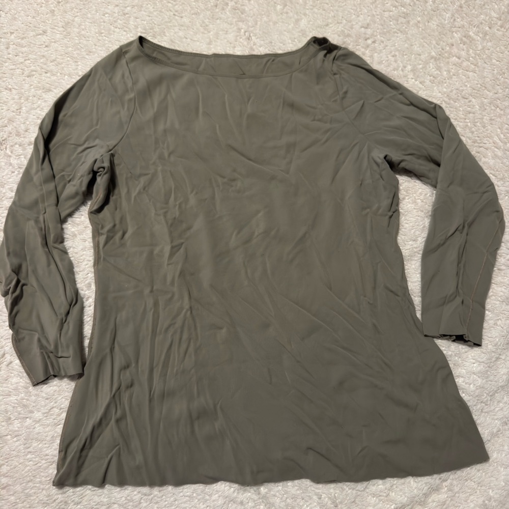 Nike Women's 3/4 Sleeve Olive Top